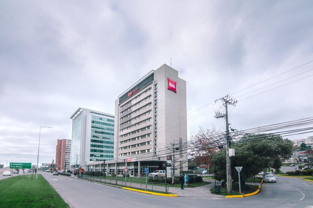 Ibis Concepcion Hotel Exterior photo